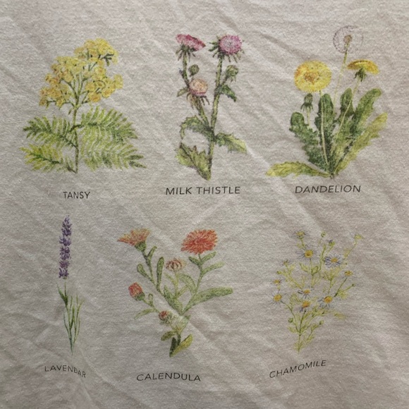 Brisco White Floral Tee - Picture 2 of 4